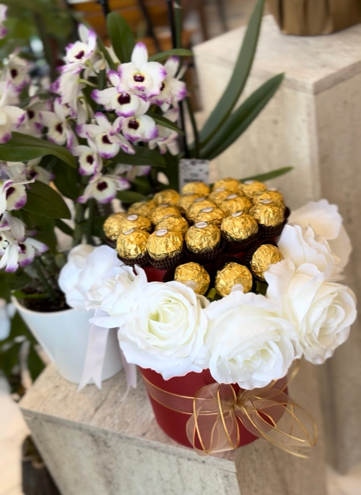 Rocher Çikolata ve Güller